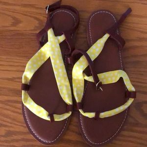 Yellow loft sandals 9